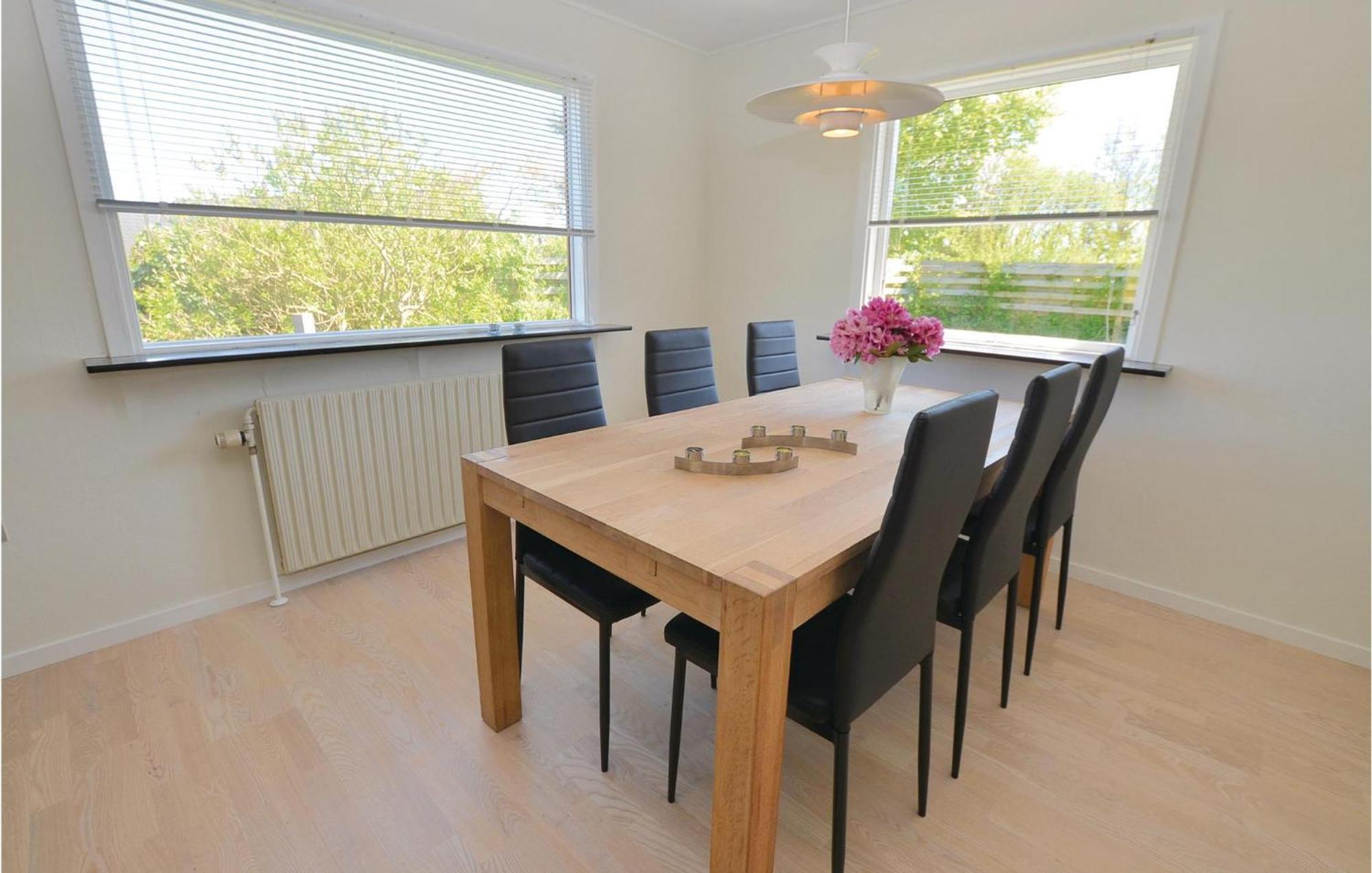 Stunning Home In Augustenborg With Kitchen Екстер'єр фото